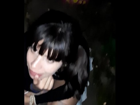 ❤️ Pe stradă penisul umflat în schimbul unor bomboane ❤️ at porn ro.xxxifuck.ru ❤