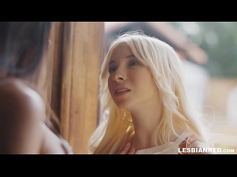❤️ Fata vine acasă câteva luni mai târziu și ajunge să mănânce păsărica mamei vitrege ❤️ at porn ro.xxxifuck.ru ❤